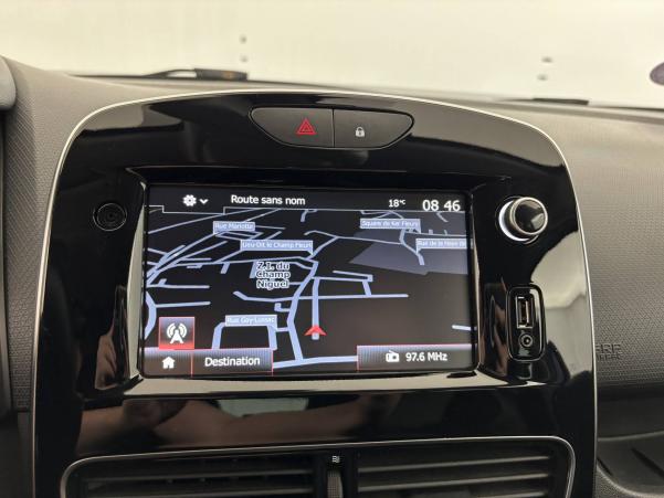 Vente en ligne Renault Clio 4 Clio TCe 90 E6C au prix de 11 470 €