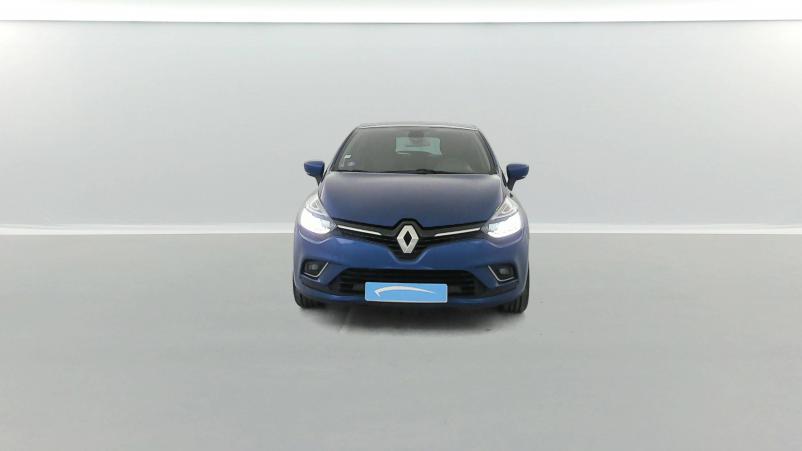 Vente en ligne Renault Clio 4 Clio TCe 90 E6C au prix de 11 470 €