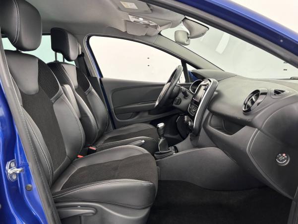 Vente en ligne Renault Clio 4 Clio TCe 90 E6C au prix de 11 470 €