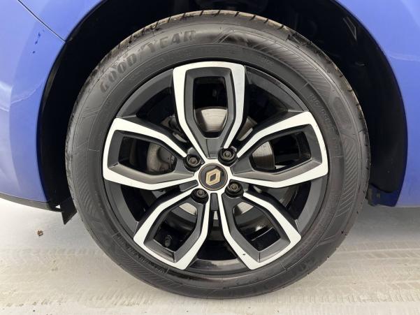 Vente en ligne Renault Clio 4 Clio TCe 90 E6C au prix de 11 470 €