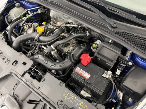 Vente en ligne Renault Clio 4 Clio TCe 90 E6C au prix de 11 470 €
