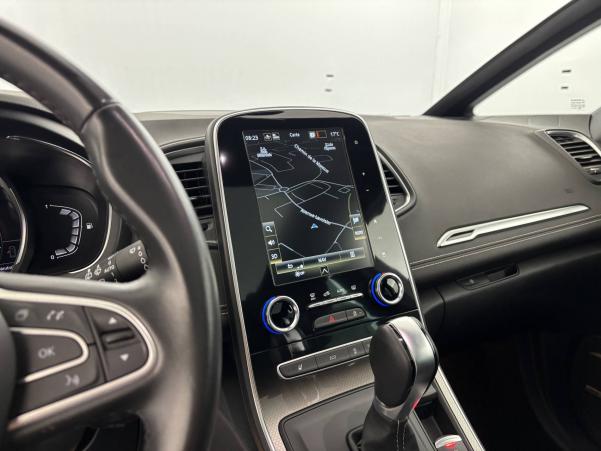Vente en ligne Renault Grand Scenic 4 Grand Scenic TCe 160 EDC au prix de 25 470 €