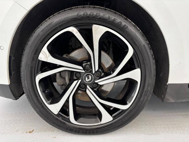 Vente en ligne Renault Grand Scenic 4 Grand Scenic TCe 160 EDC au prix de 25 470 €
