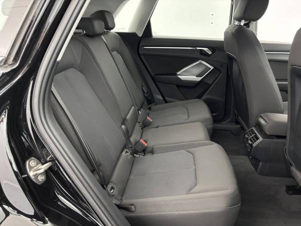 Vente en ligne Audi Q3  35 TFSI 150 ch S tronic 7 au prix de 24 990 €