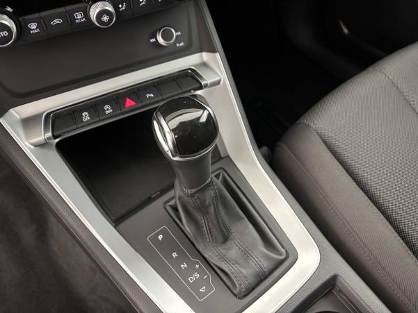 Vente en ligne Audi Q3  35 TFSI 150 ch S tronic 7 au prix de 24 990 €