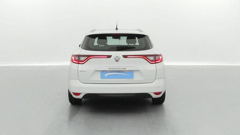 Vente en ligne Renault Megane 4 Estate Mégane IV SOCIETE 2 PLACES Estate dCi 115 au prix de 11 990 €