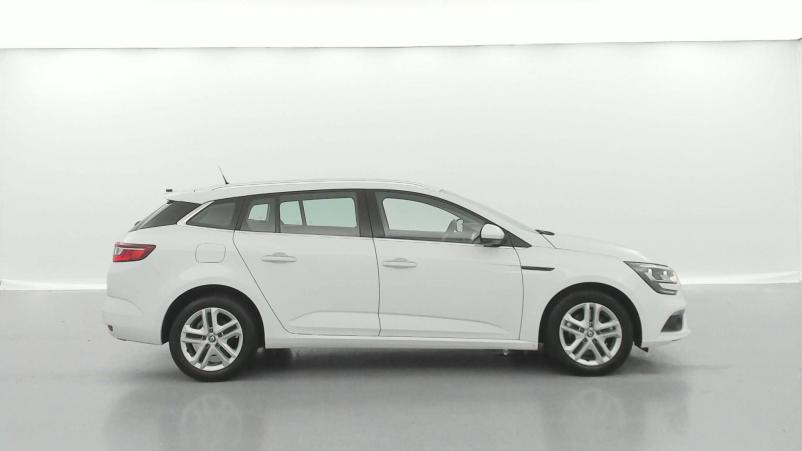 Vente en ligne Renault Megane 4 Estate Mégane IV SOCIETE 2 PLACES Estate dCi 115 au prix de 11 990 €