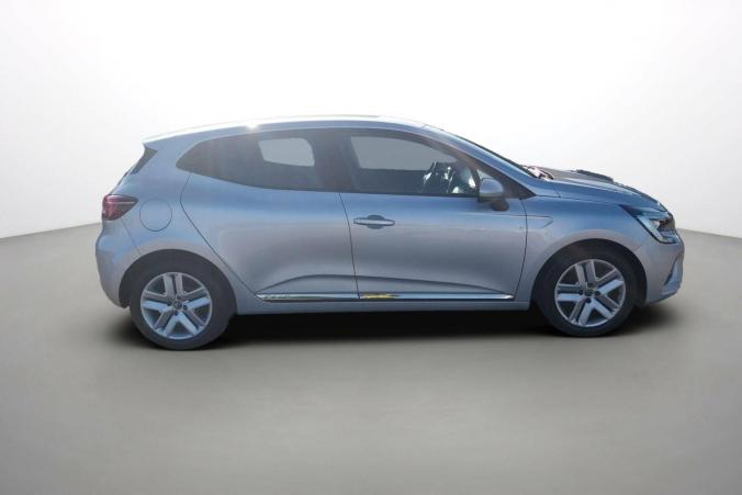 Vente en ligne Renault Clio 5 Clio Blue dCi 85 au prix de 10 970 €
