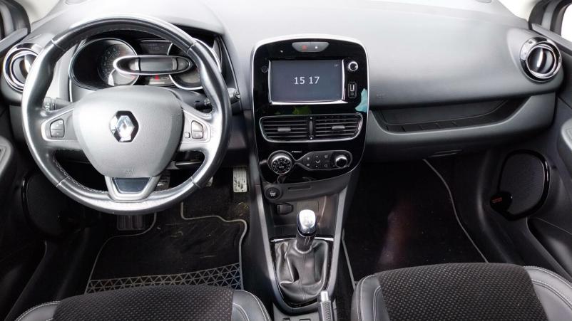 Vente en ligne Renault Clio 4 Clio TCe 90 E6C au prix de 9 990 €