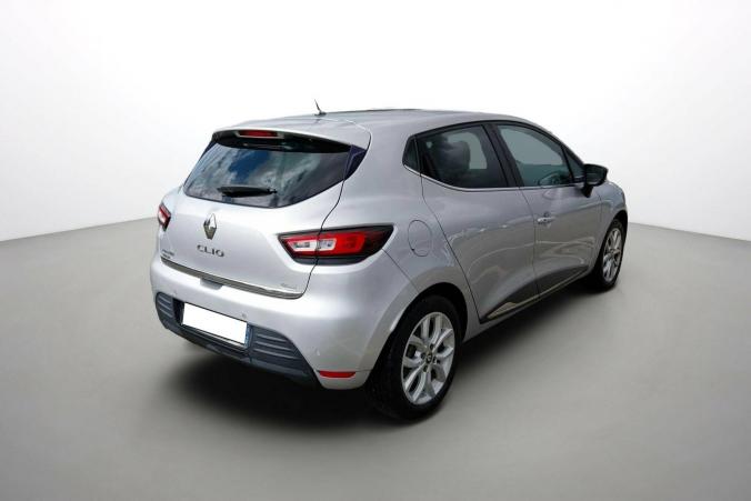 Vente en ligne Renault Clio 4 Clio TCe 90 E6C au prix de 9 990 €