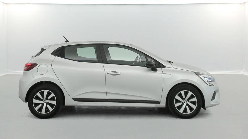 Vente en ligne Renault Clio 5 Clio TCe 90 au prix de 15 670 €