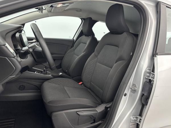Vente en ligne Renault Clio 5 Clio TCe 90 au prix de 15 470 €