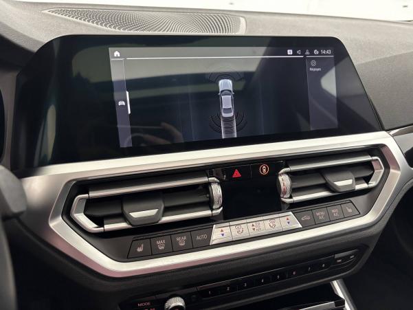 Vente en ligne Bmw Série 3 320i 184 ch BVA8 au prix de 28 990 €