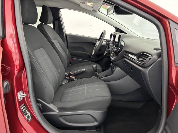 Vente en ligne Ford Fiesta  1.0 EcoBoost Flexifuel 95 ch S&S BVM6 au prix de 13 470 €