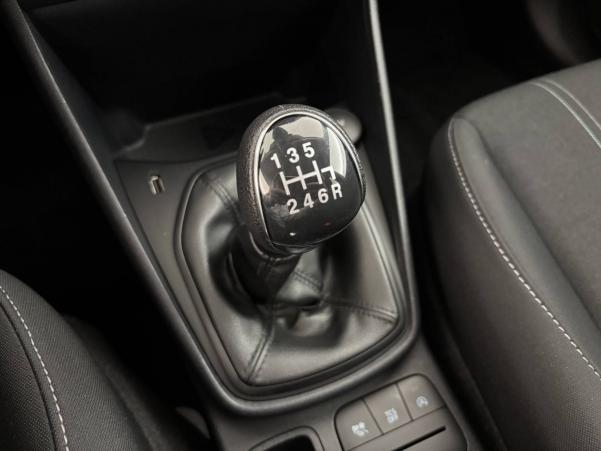 Vente en ligne Ford Fiesta  1.0 EcoBoost Flexifuel 95 ch S&S BVM6 au prix de 13 470 €