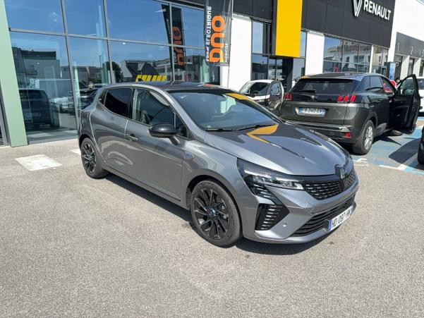 Vente en ligne Renault Clio 5 Clio E-Tech full hybrid 145 GSR2 au prix de 27 200 €