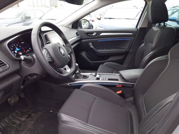 Vente en ligne Renault Megane 4  TCe 140 EDC au prix de 23 490 €