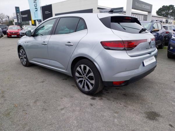 Vente en ligne Renault Megane 4  TCe 140 EDC au prix de 23 490 €