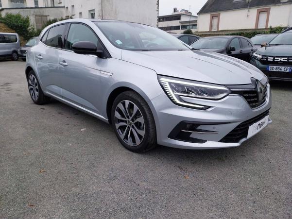 Vente en ligne Renault Megane 4  TCe 140 EDC au prix de 23 490 €