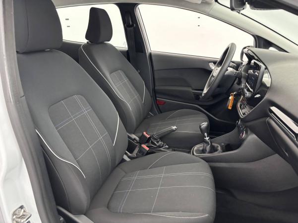 Vente en ligne Ford Fiesta  1.0 EcoBoost 100 ch S&S BVM6 au prix de 10 670 €