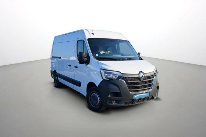 Vente en ligne Renault Master 3 Fourgon MASTER FGN TRAC F3300 L2H2 BLUE DCI 135 au prix de 24 490 €