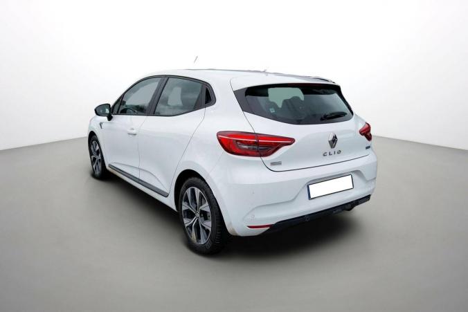 Vente en ligne Renault Clio 5 Clio E-Tech 140 - 21N au prix de 16 490 €