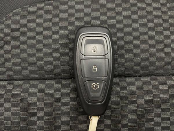 Vente en ligne Ford Fiesta  1.0 EcoBoost 155 ch S&S mHEV BVM6 au prix de 15 490 €