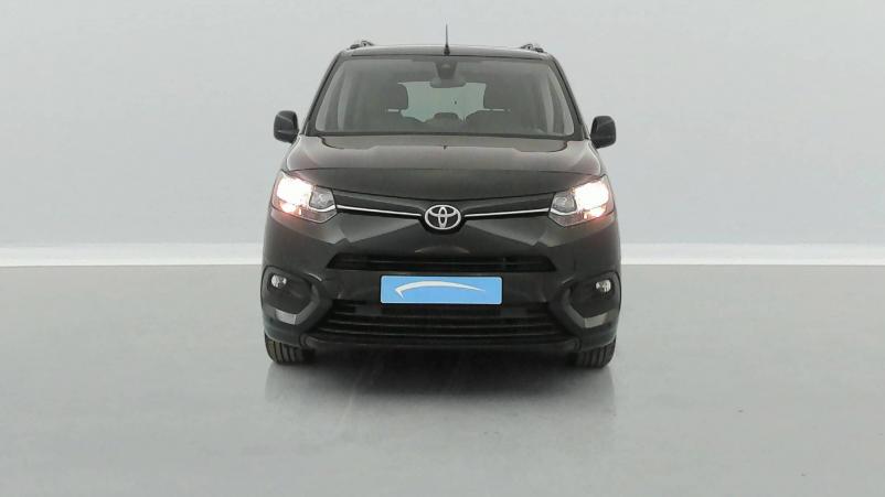 Vente en ligne Toyota Proace City Verso Proace City Verso Medium 1.5L 100 D-4D BVM5 au prix de 24 690 €