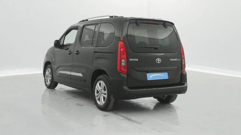 Vente en ligne Toyota Proace City Verso Proace City Verso Medium 1.5L 100 D-4D BVM5 au prix de 24 690 €