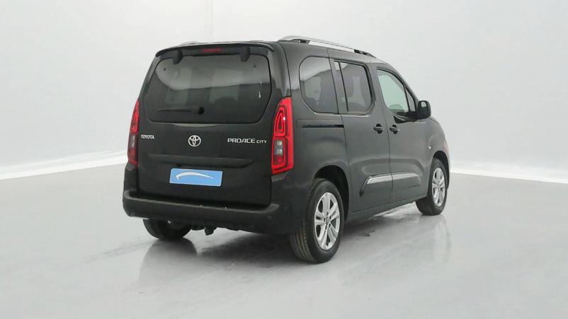 Vente en ligne Toyota Proace City Verso Proace City Verso Medium 1.5L 100 D-4D BVM5 au prix de 24 690 €