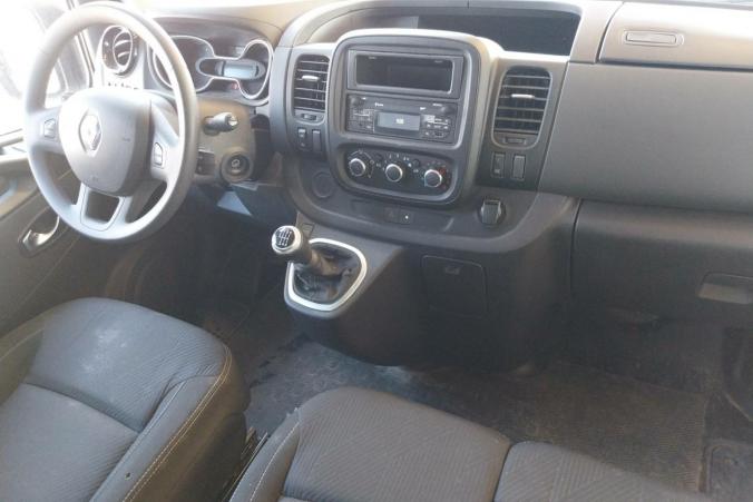 Vente en ligne Renault Trafic 3 Fourgon TRAFIC FGN L2H1 1300 KG DCI 120 au prix de 21 290 €