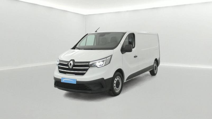Vente en ligne Renault Trafic 3 Fourgon TRAFIC FGN L2H1 3000 KG BLUE DCI 130 au prix de 26 990 €