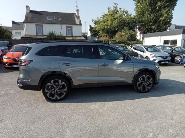 Vente en ligne Renault Nouveau Espace Espace E-Tech hybrid 200 au prix de 46 990 €