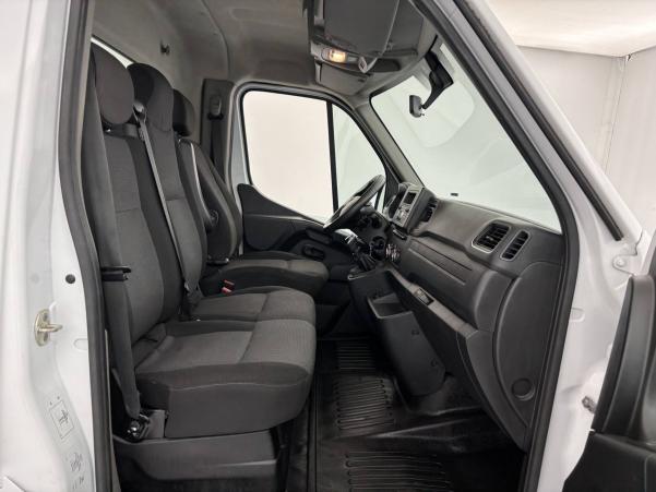 Vente en ligne Renault Master 3 Châssis Cabine MASTER BENNE COFFRE CC PROP RJ3500 L3 DCI 130 au prix de 26 990 €