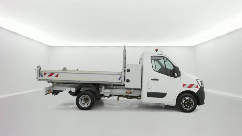 Vente en ligne Renault Master 3 Châssis Cabine MASTER BENNE COFFRE CC PROP RJ3500 L3 DCI 130 au prix de 26 990 €