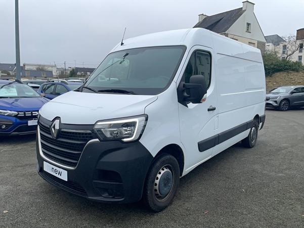Vente en ligne Renault Master Fourgon MASTER FGN TRAC F3300 L2H2 BLUE DCI 135 au prix de 22 470 €