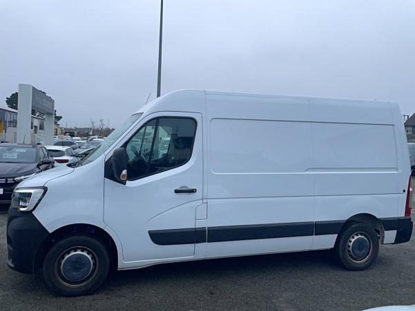 Vente en ligne Renault Master Fourgon MASTER FGN TRAC F3300 L2H2 BLUE DCI 135 au prix de 22 470 €
