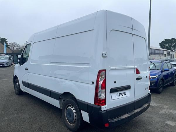 Vente en ligne Renault Master Fourgon MASTER FGN TRAC F3300 L2H2 BLUE DCI 135 au prix de 22 470 €