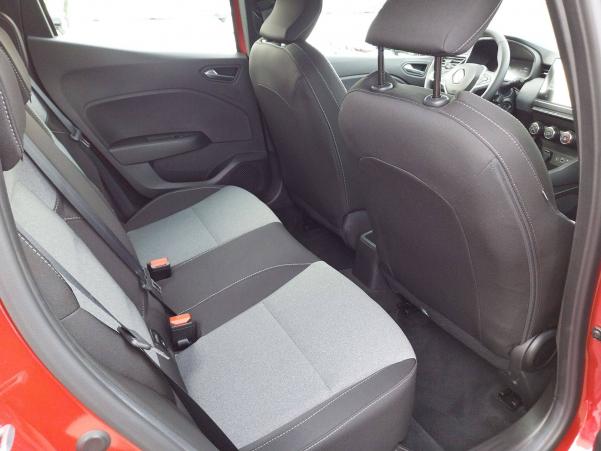 Vente en ligne Renault Clio 5 Clio dCi 100 au prix de 18 970 €