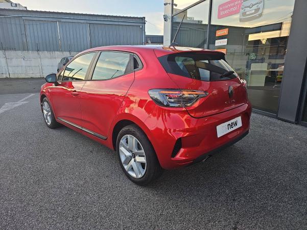 Vente en ligne Renault Clio 5 Clio dCi 100 au prix de 18 970 €