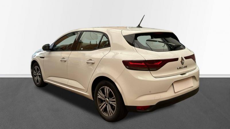 Vente en ligne Renault Megane 4  Blue dCi 115 au prix de 17 850 €