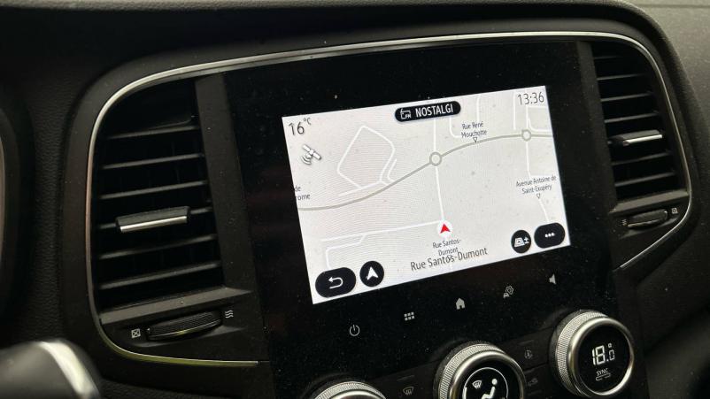 Vente en ligne Renault Megane 4  Blue dCi 115 au prix de 17 850 €