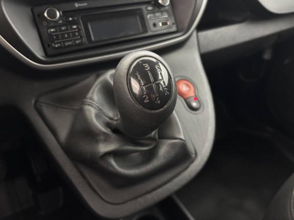Vente en ligne Renault Kangoo Express  1.5 DCI 90 E6 au prix de 13 270 €