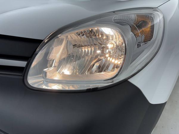 Vente en ligne Renault Kangoo Express  1.5 DCI 90 E6 au prix de 13 270 €