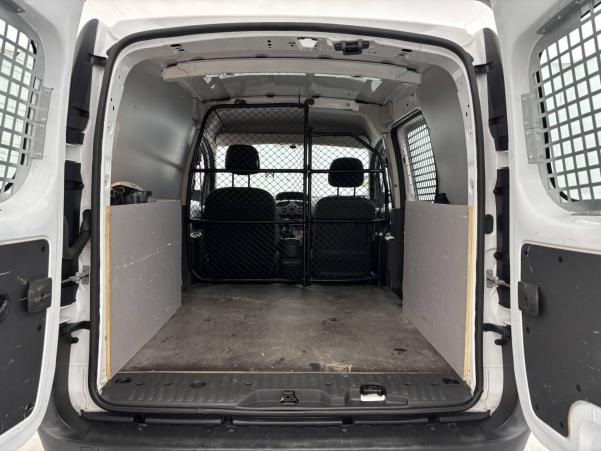 Vente en ligne Renault Kangoo Express  1.5 DCI 90 E6 au prix de 13 270 €