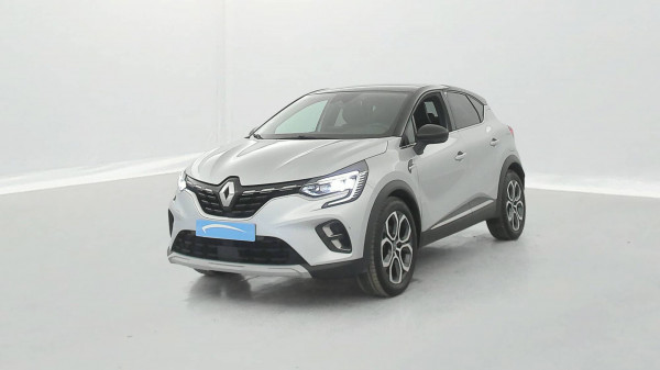 Vente en ligne Renault Captur  E-Tech Plug-in 160 - 21 de 2022 au prix de 21 870€