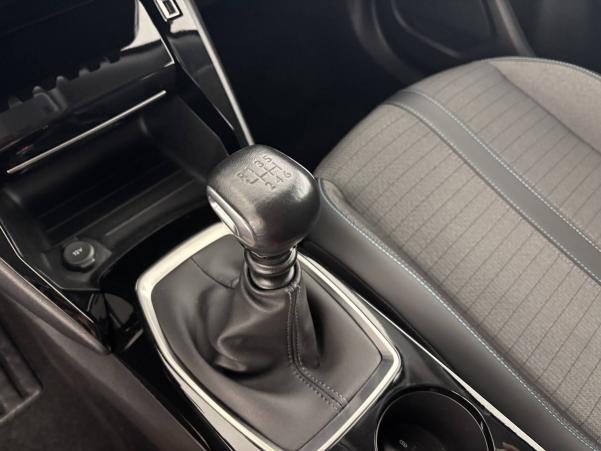 Vente en ligne Peugeot 2008  PureTech 130 S&S BVM6 au prix de 13 950 €