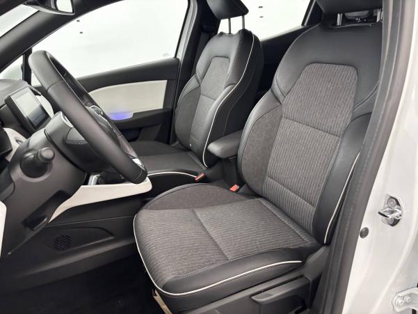 Vente en ligne Renault Clio 5 Clio E-Tech 140 - 21N au prix de 16 870 €