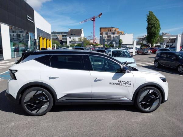 Vente en ligne Renault Scenic E-Tech Scenic E-Tech electrique 220 ch grande autonomie au prix de 50 500 €