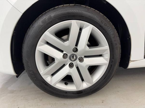 Vente en ligne Renault Clio 5 Clio Blue dCi 85 au prix de 13 970 €